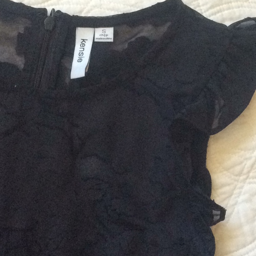 NWT Kenzie Floral Peplum Top - Picture 4 of 7